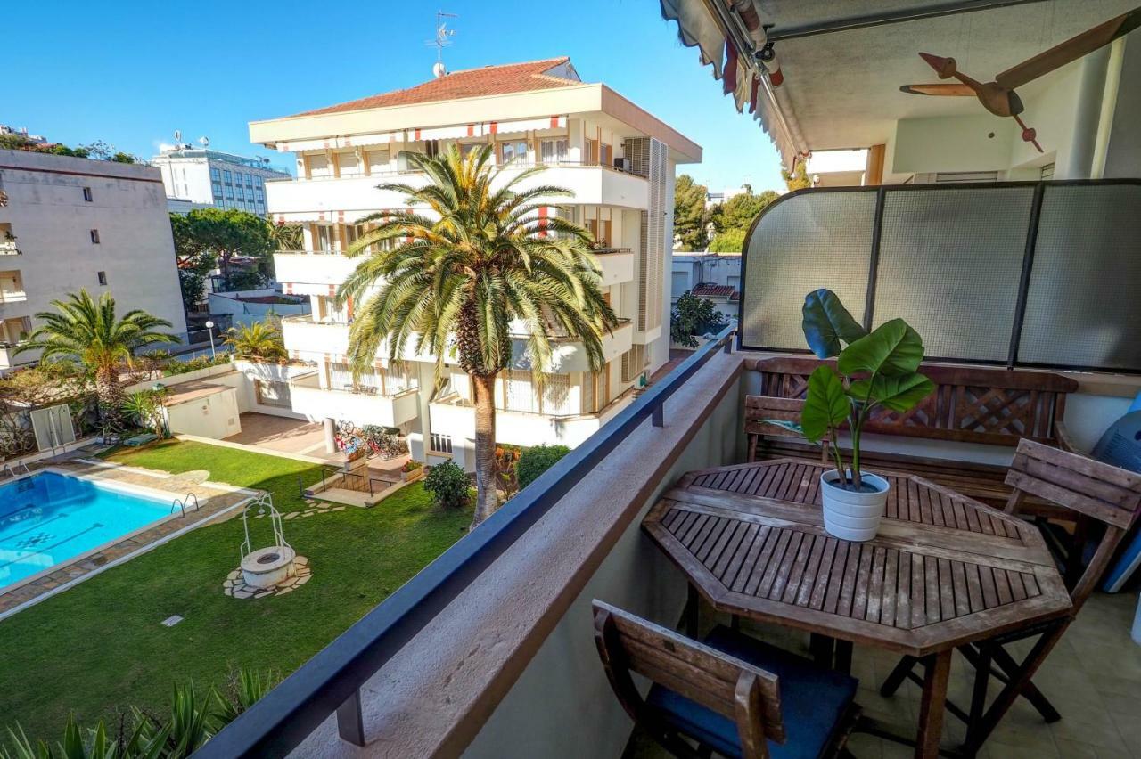 Clarimar Apartment By Hello Homes Sitges Exterior photo